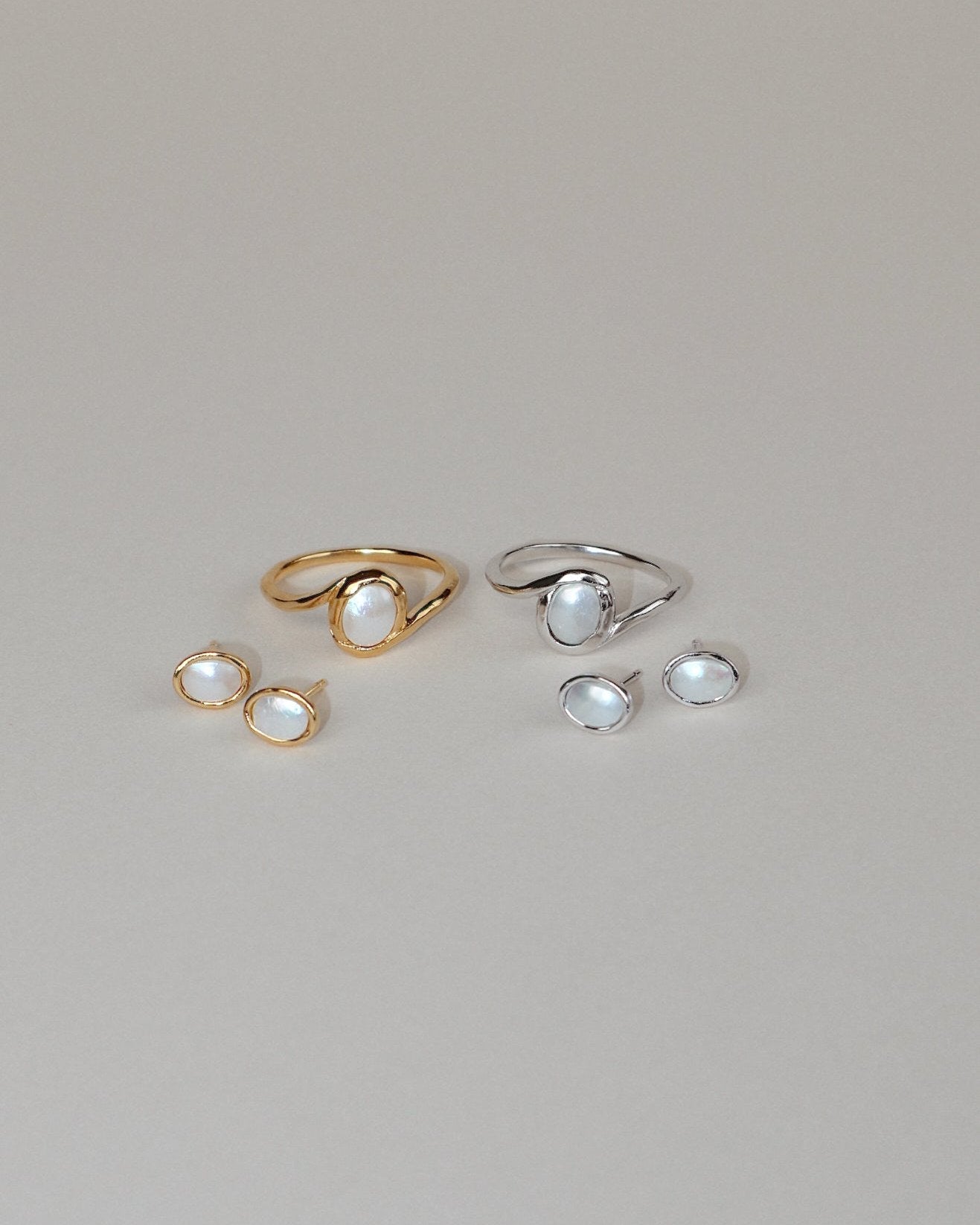 'Ellie' Pearl Wave Ring