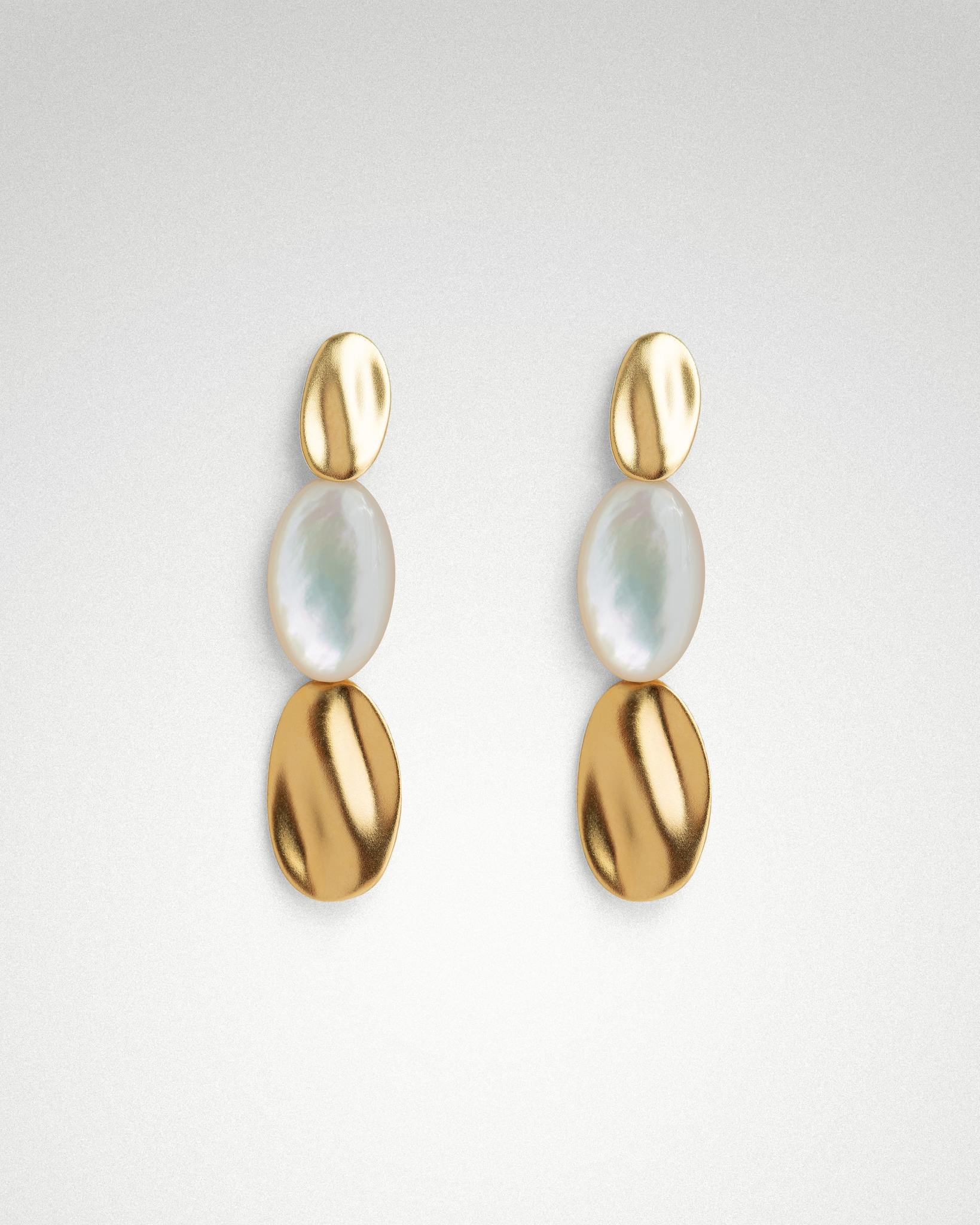 Sigrid Cascade drop earrings, three cascading shell ovals, 41mm drop, rhodium or 18k gold.