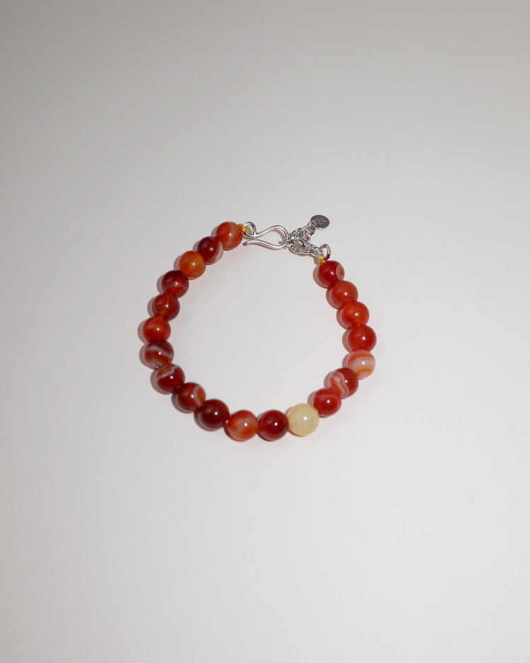 'Agnes' Red Agate Bead Bracelet - Lines & Current