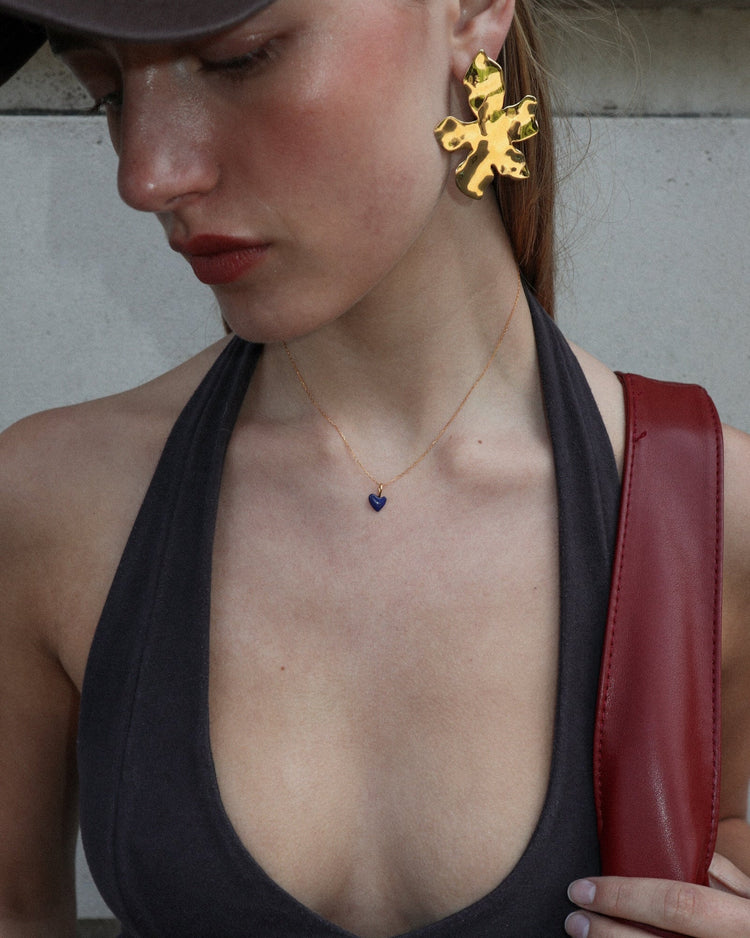 'Andie' Tiny Heart Charm Necklace - Lines & Current