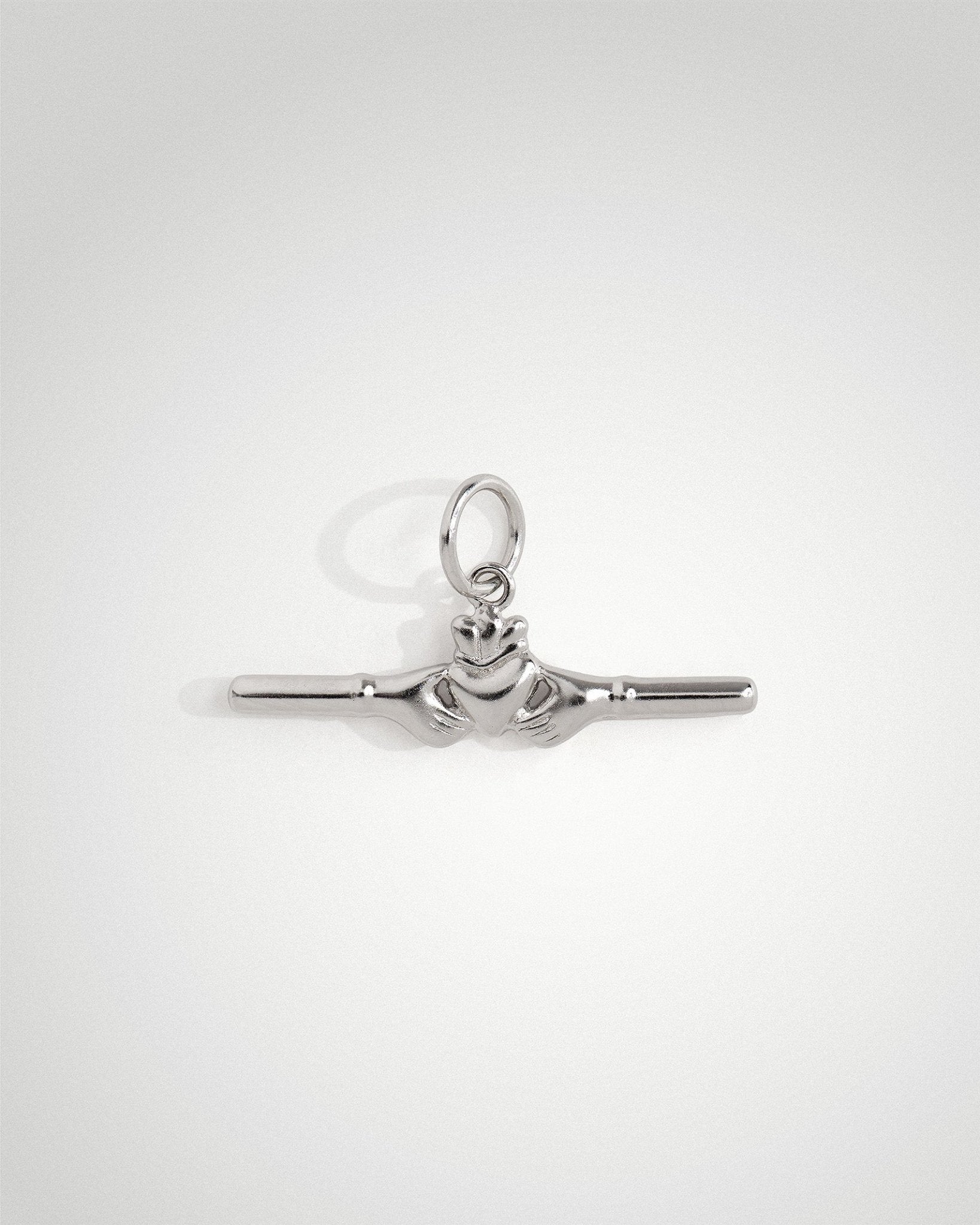 'Claddagh' Bar Charm - LINES AND CURRENT