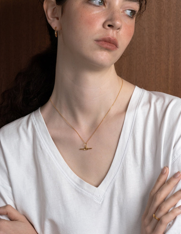 'Claddagh' Bar Necklace - LINES AND CURRENT