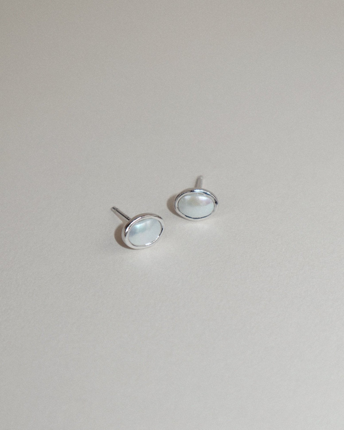 Elise Pearl Stud Earrings