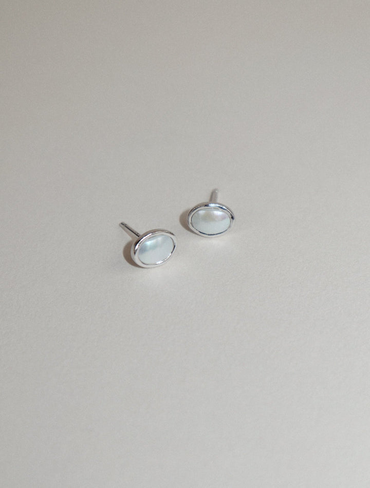 'Elise' Pearl Stud Earrings