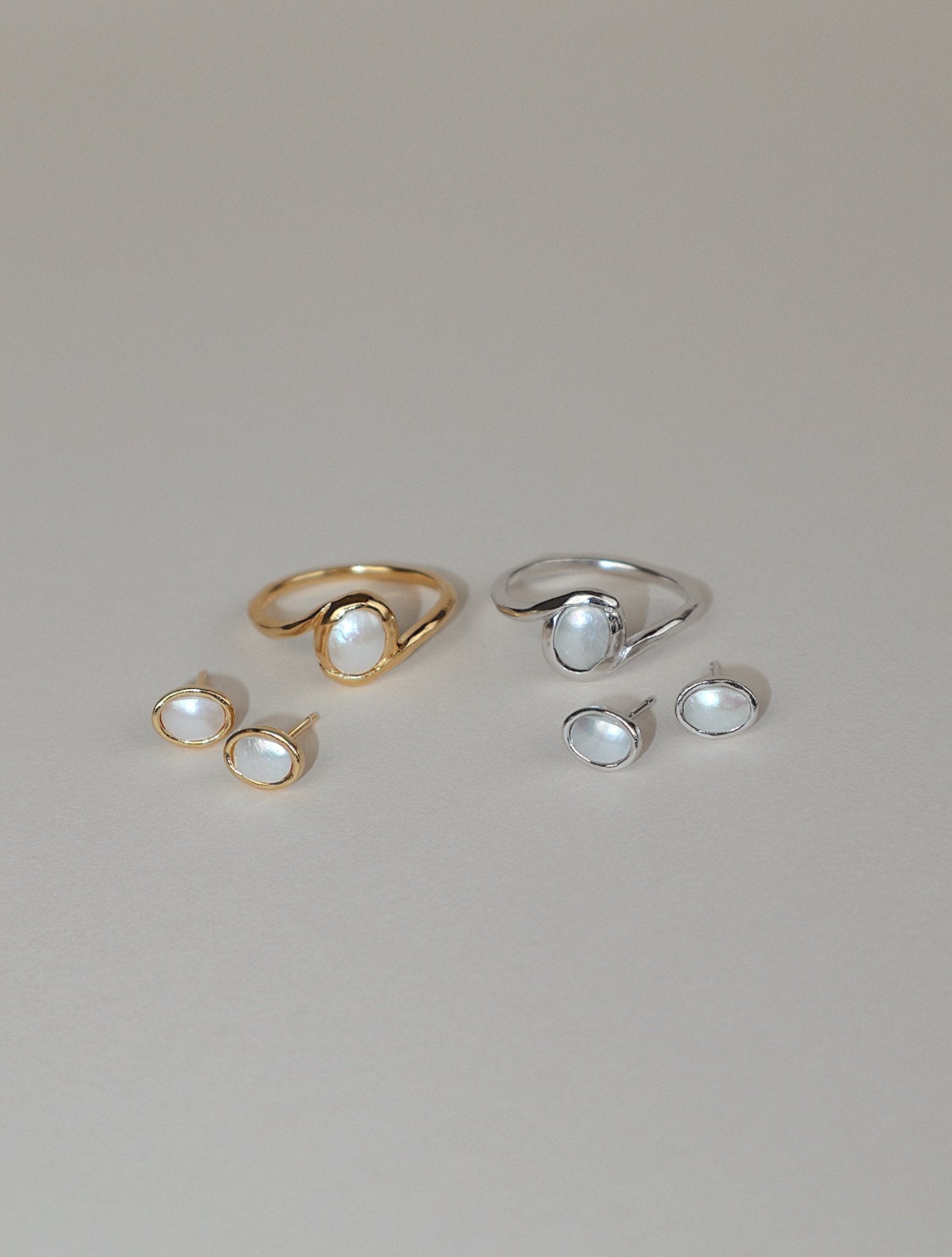 'Elise' Pearl Stud Earrings