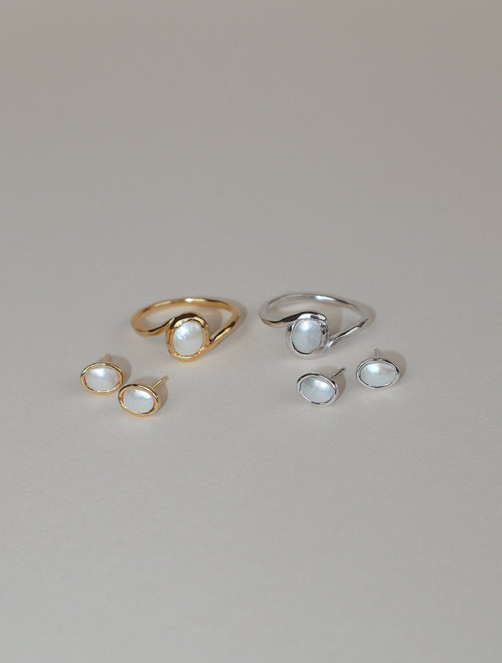 'Elise' Pearl Stud Earrings