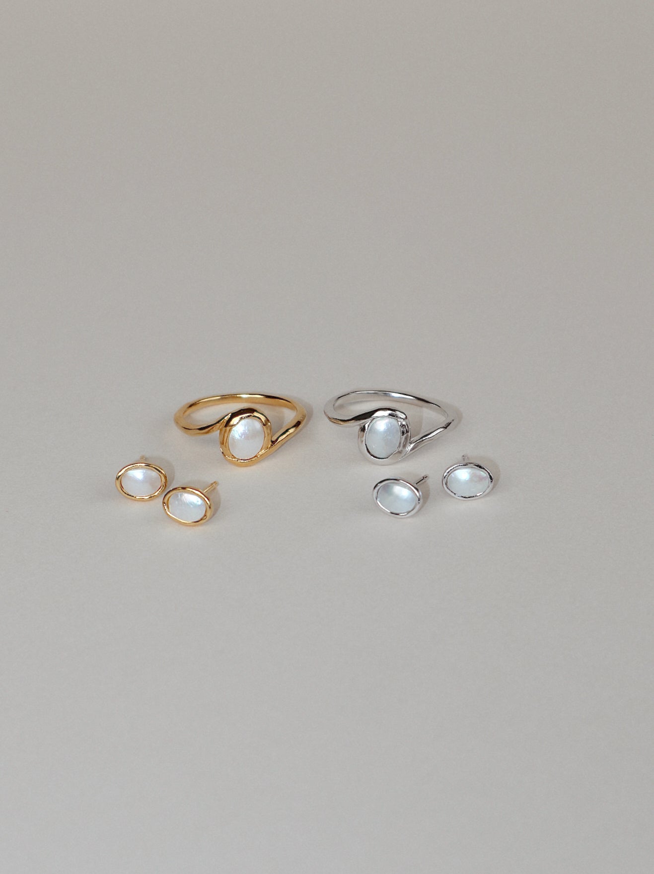 'Ellie' Pearl Wave Ring