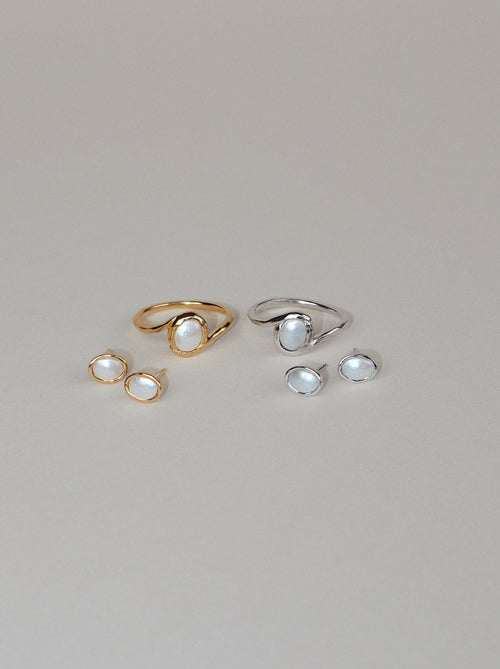 'Ellie' Pearl Wave Ring - Lines & Current