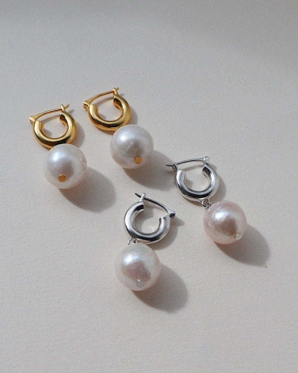 'Eloise' Pearl Huggie Earrings