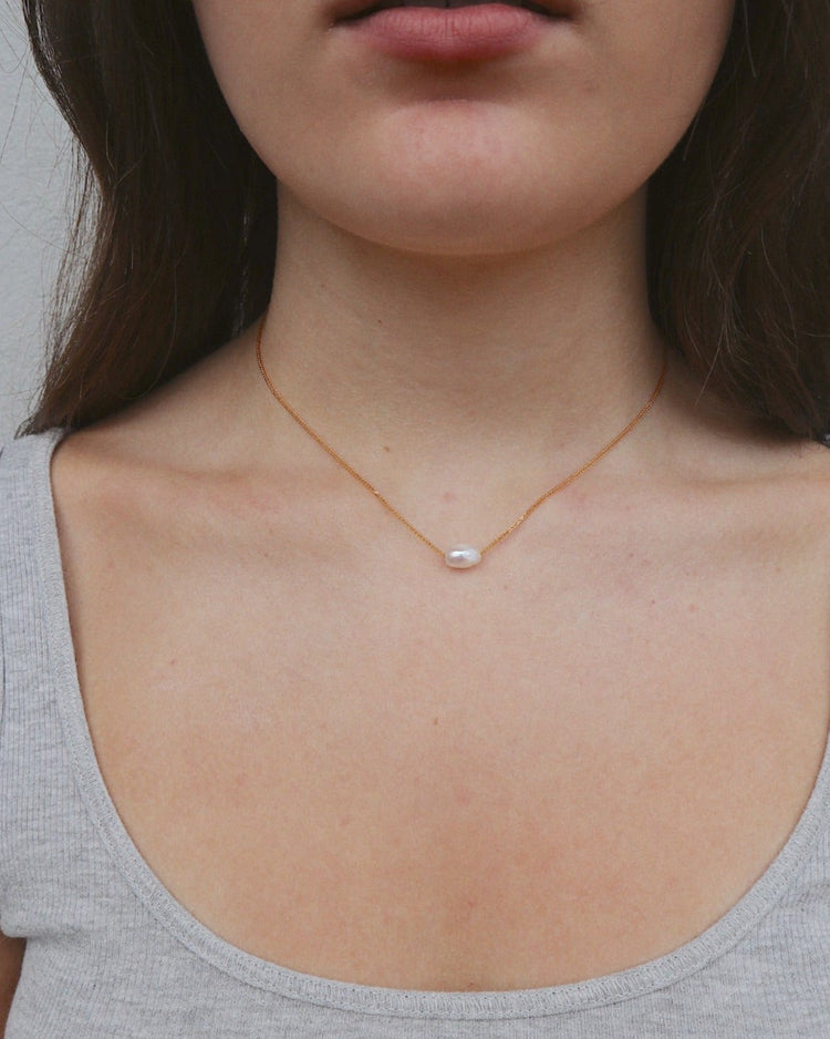 'Emelia' Pearl Chain Necklace