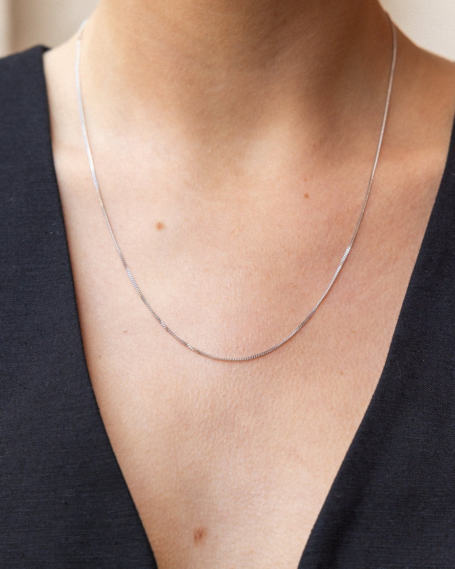 'Finn' Flat Curb Chain – LINES AND CURRENT