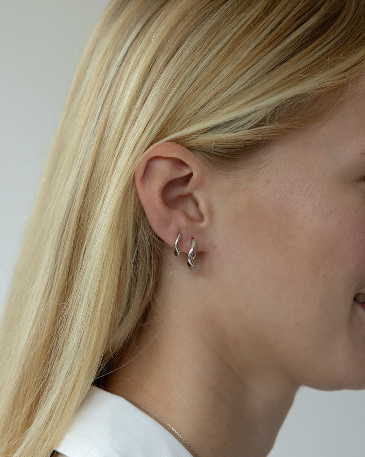 'Flo' Huggies - LINES AND CURRENT