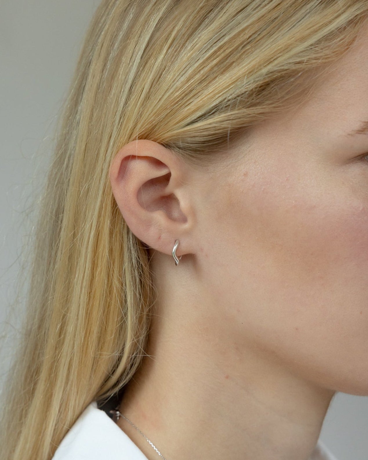 'Flo' Huggies - LINES AND CURRENT