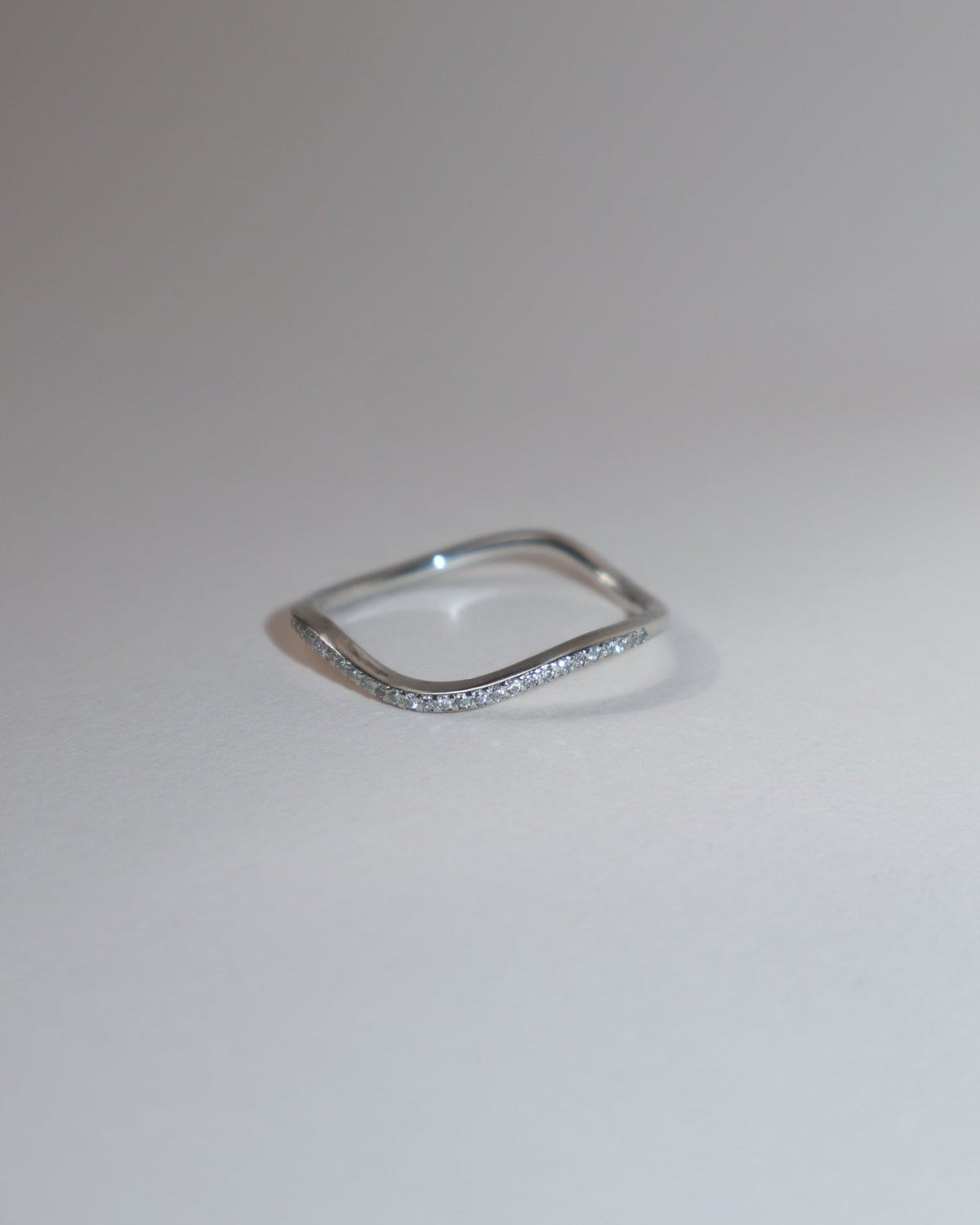 Flo Pavé Stacker Ring