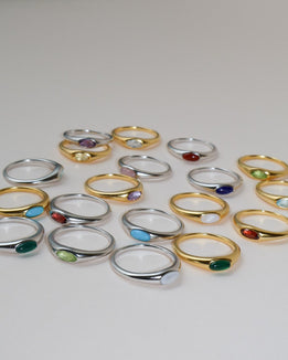 'Joni' Birthstone Rings