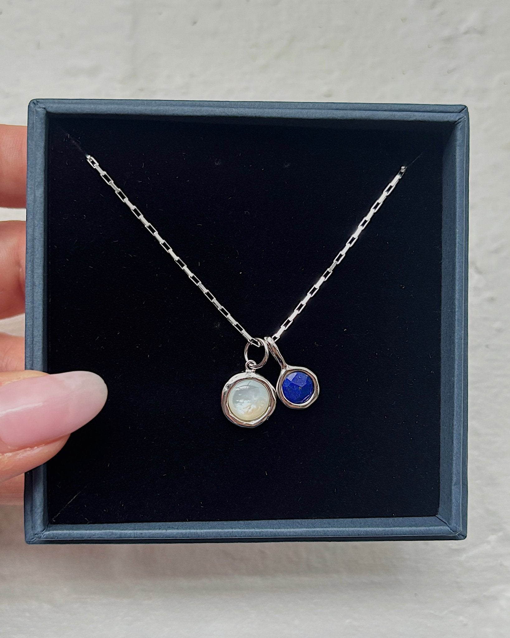 &#39;Jörd&#39; Birthstone Charm - Lines &amp; Current
