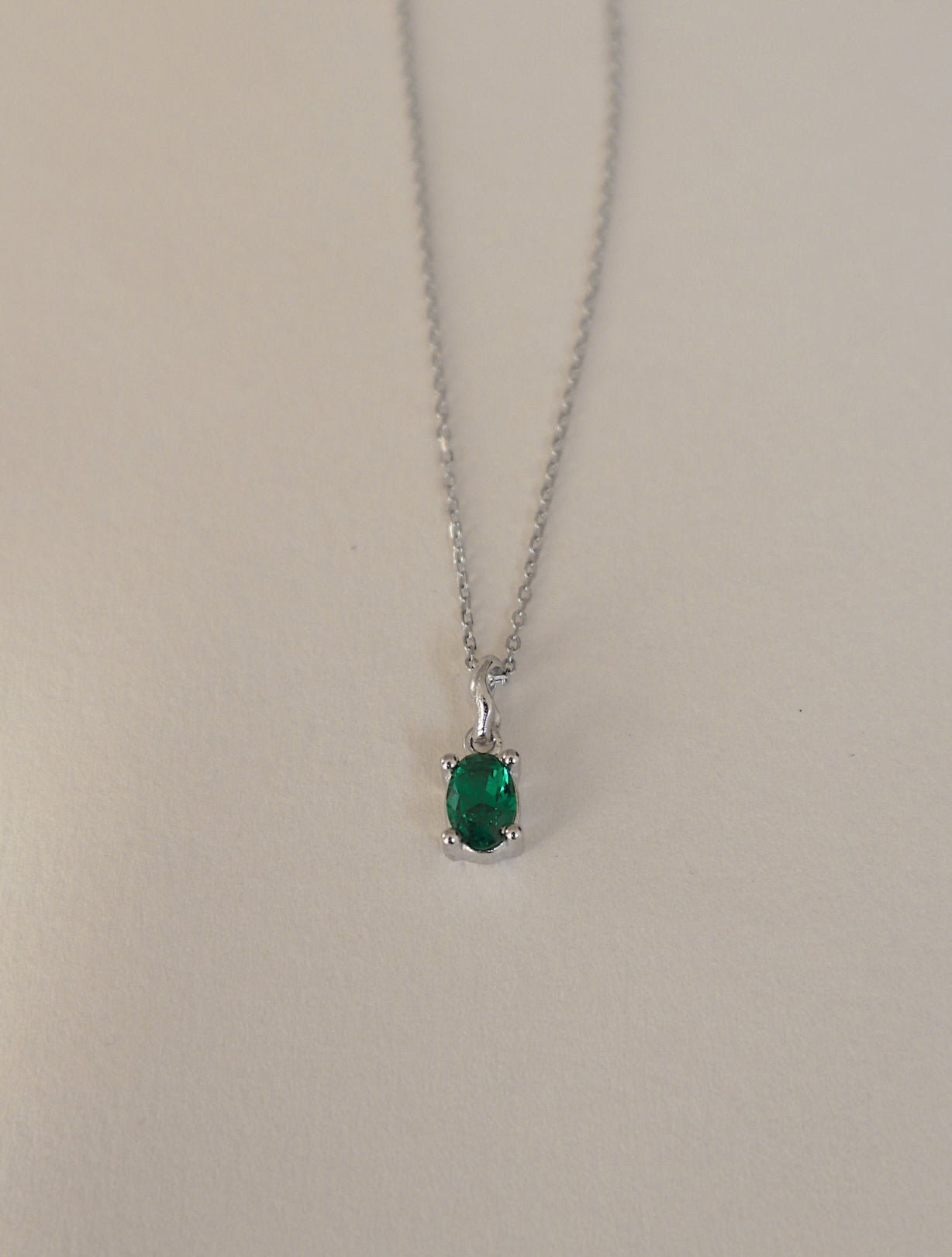 &#39;Kate&#39; Green Oval Necklace - Lines &amp; Current