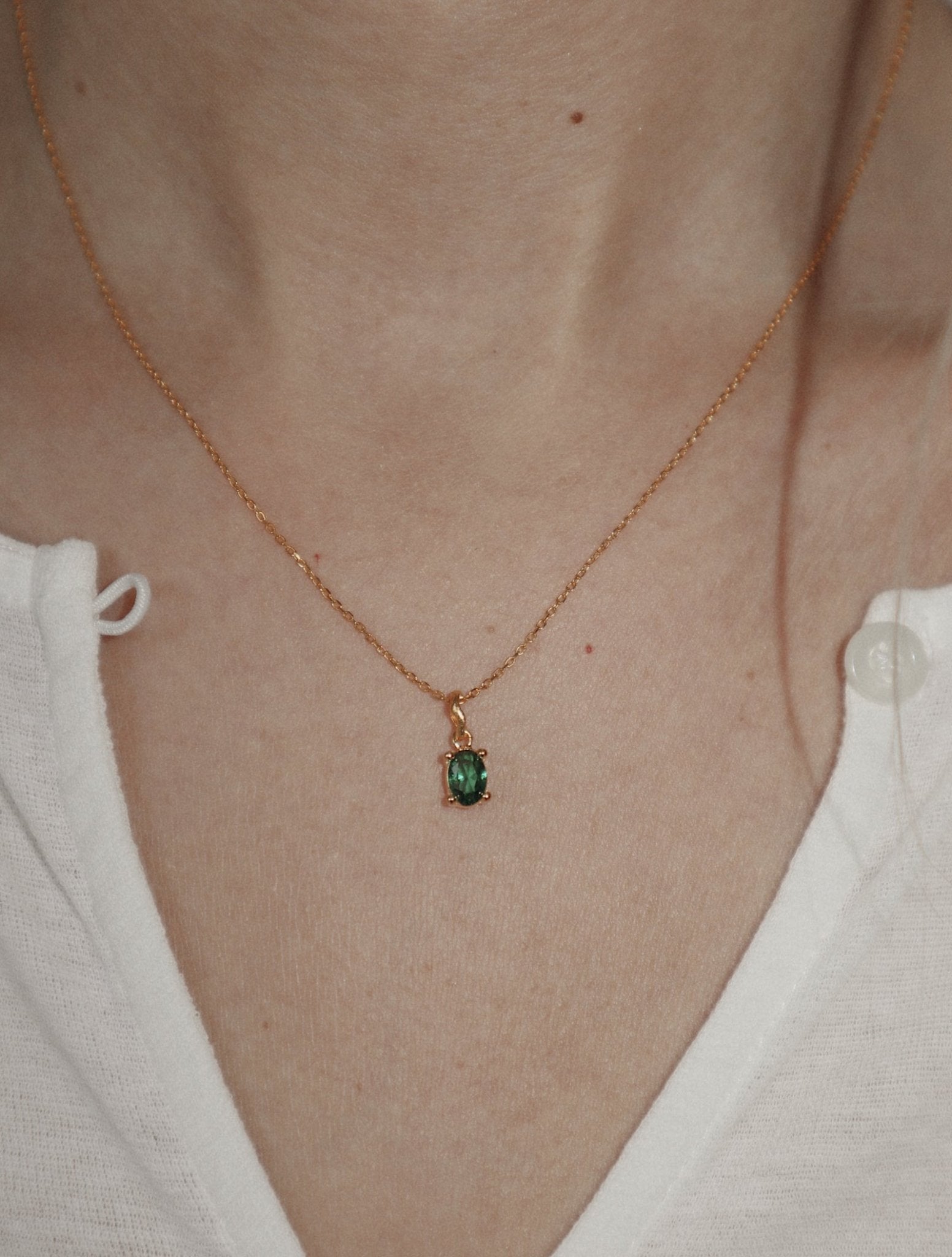 'Kate' Green Oval Necklace - Lines & Current