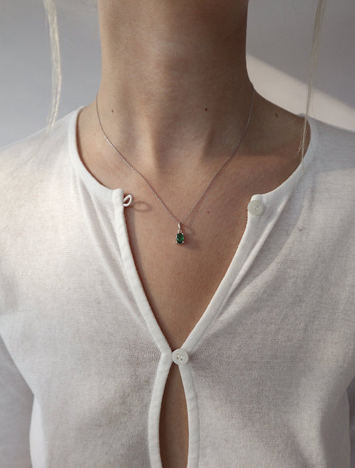 'Kate' Green Oval Necklace - Lines & Current