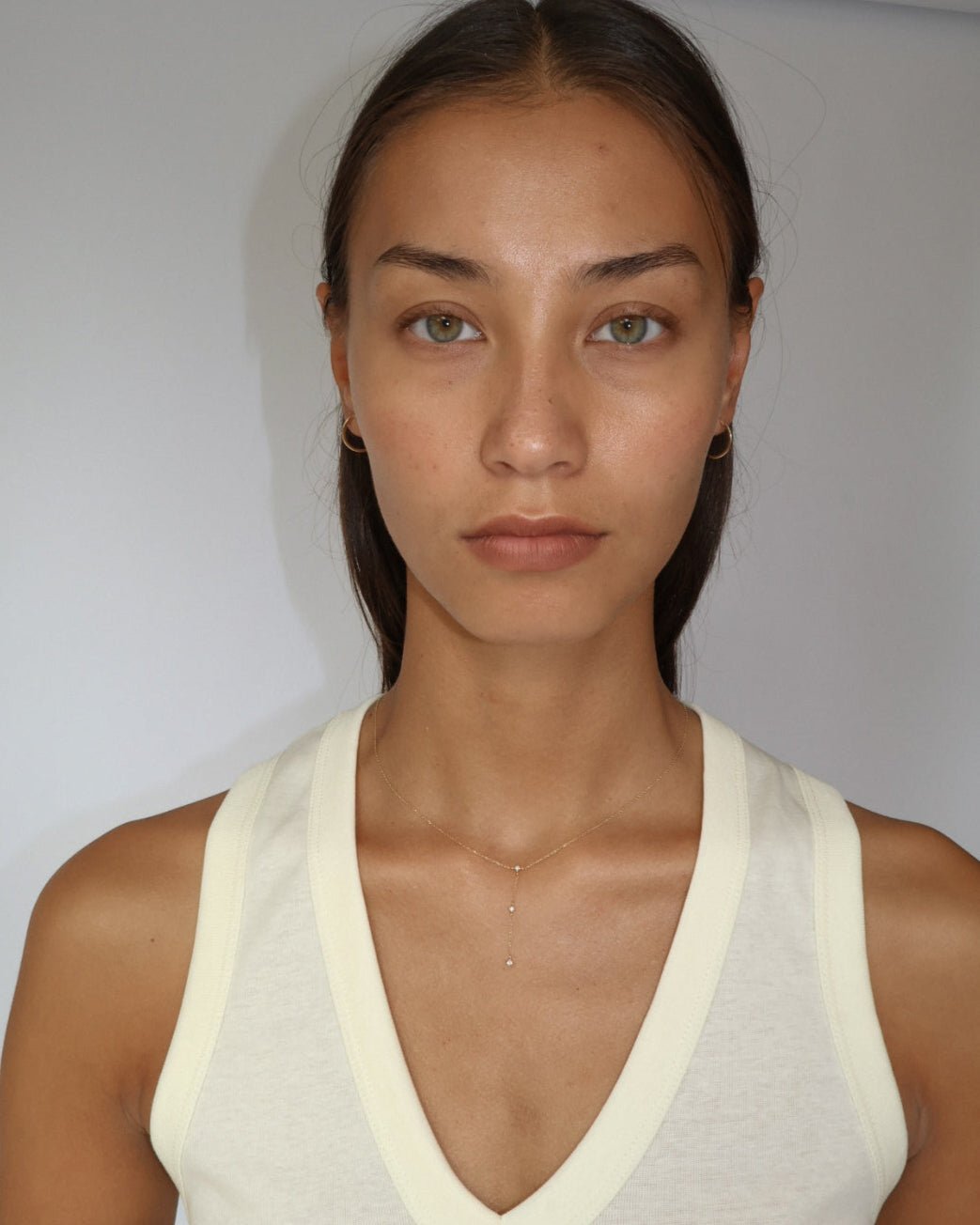 &#39;Lisse&#39; 9k Diamond Lariat Necklace - Lines &amp; Current
