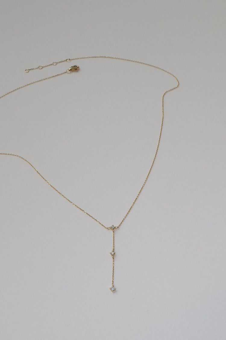 'Lisse' 9k Diamond Lariat Necklace - Lines & Current
