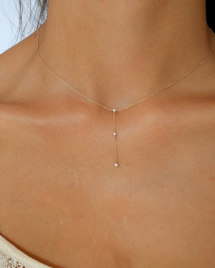 'Lisse' 9k Diamond Lariat Necklace - Lines & Current