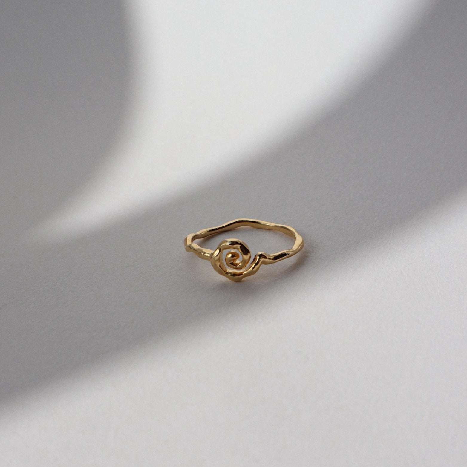 'Little Swirl' Ring - Lines & Current