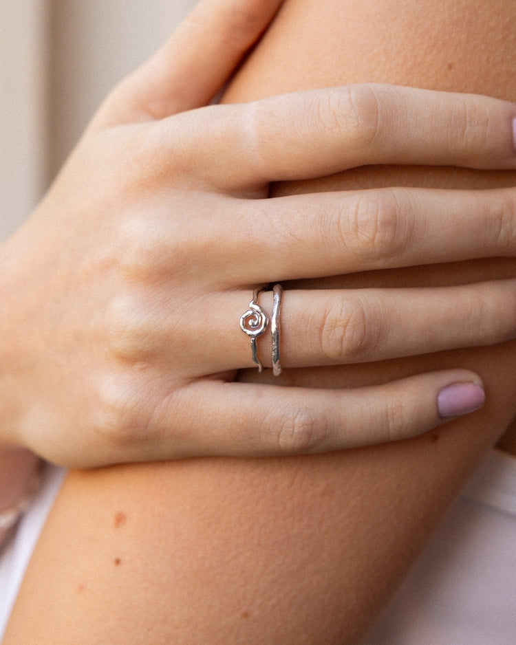 'Little Swirl' Ring