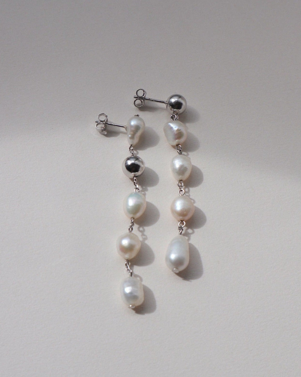 'Martha' Mismatched Drop Pearl Earrings