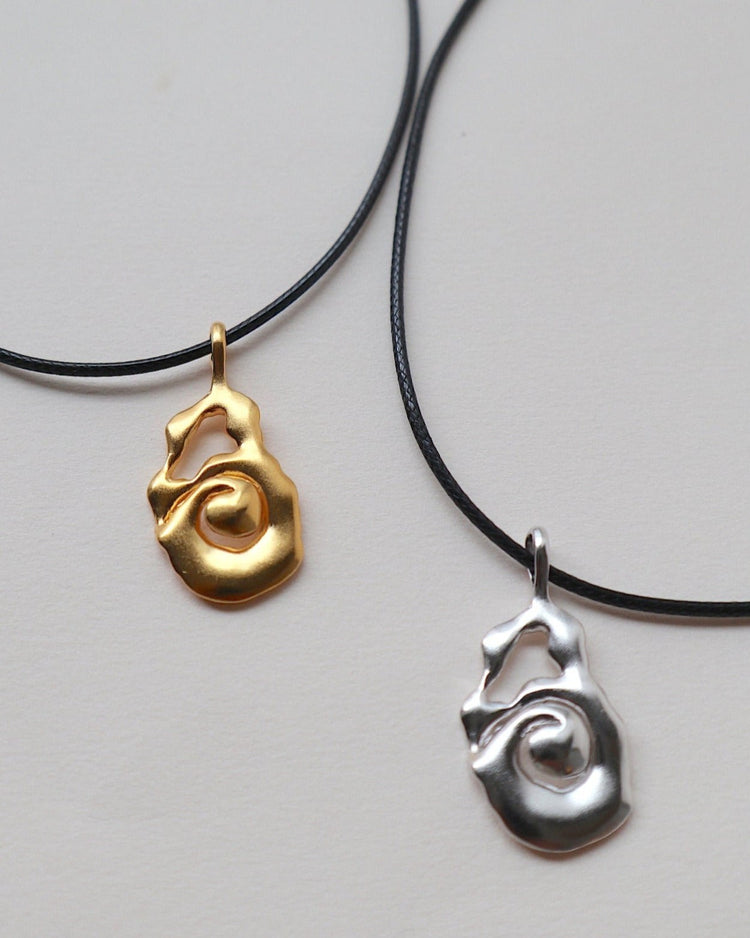 'Momentum' Molten Cord Necklace