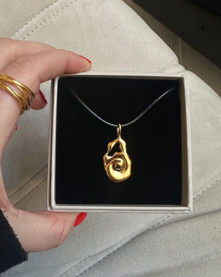 'Momentum' Molten Cord Necklace