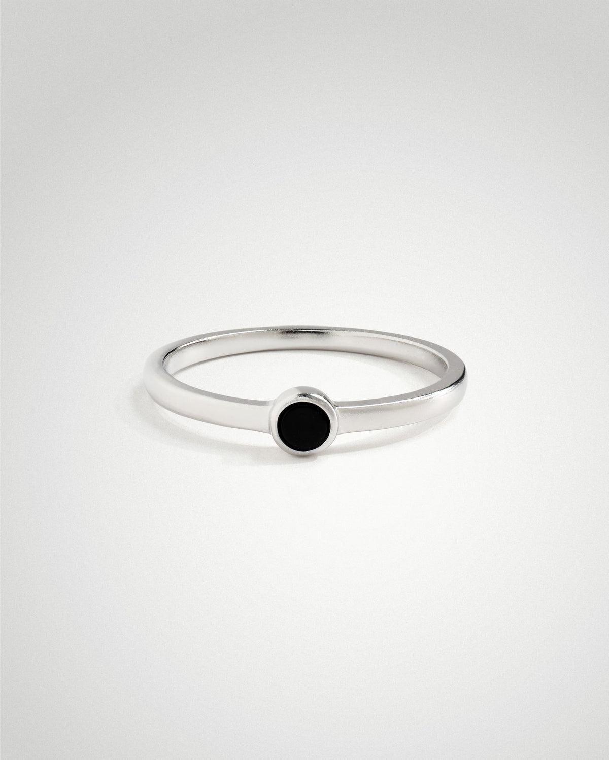 'Mona' Ring with Small Black Stone - LINES AND CURRENT