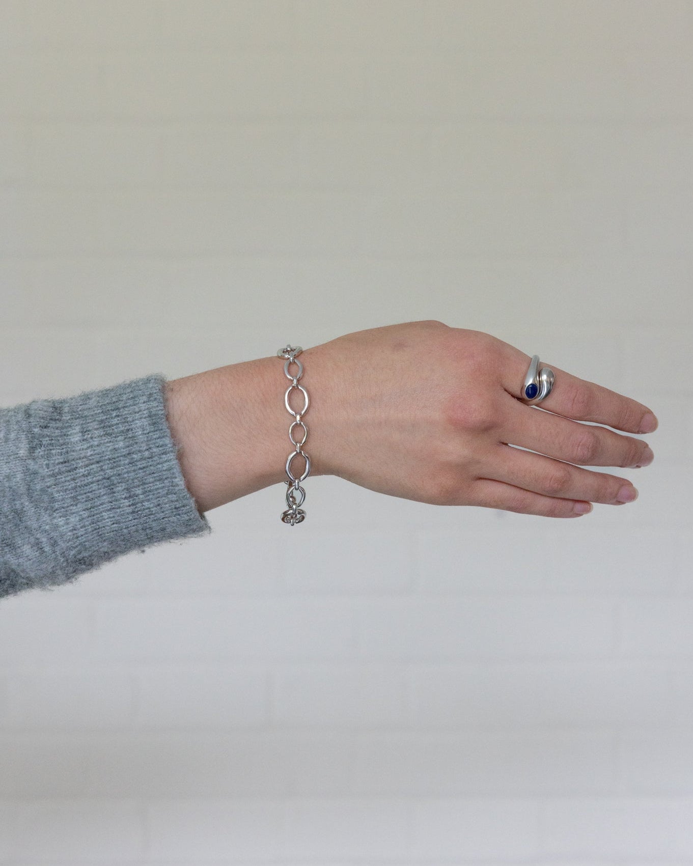 'Oslo' Oval Link Bracelet - LINES AND CURRENT