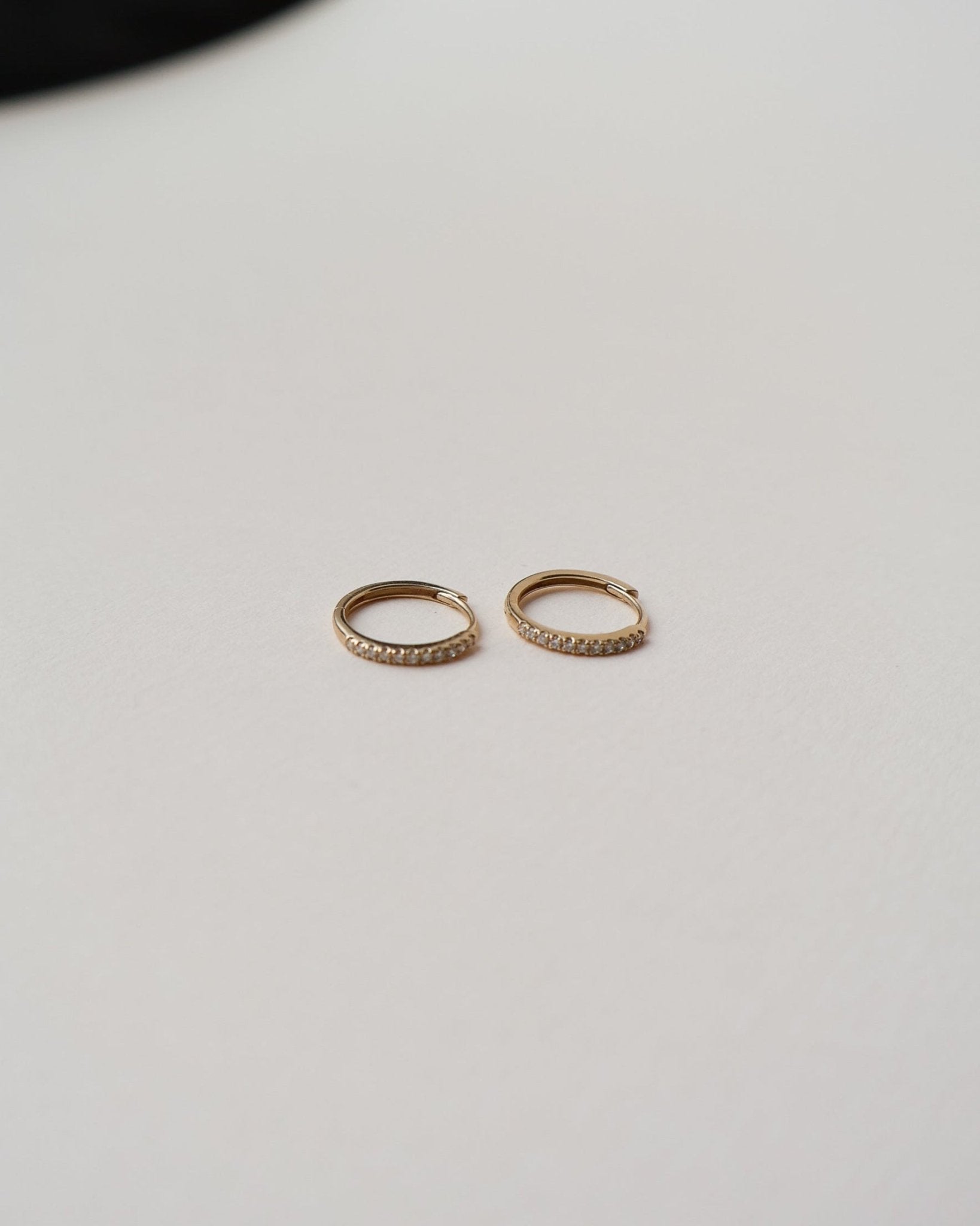 &#39;Paisley&#39; 9K Diamond Pavé Small Earrings - Lines &amp; Current
