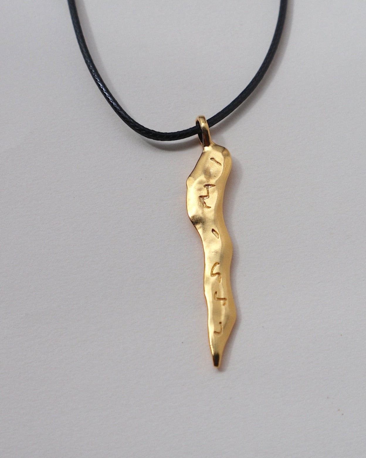'Pang' Friendship Cord Pendant