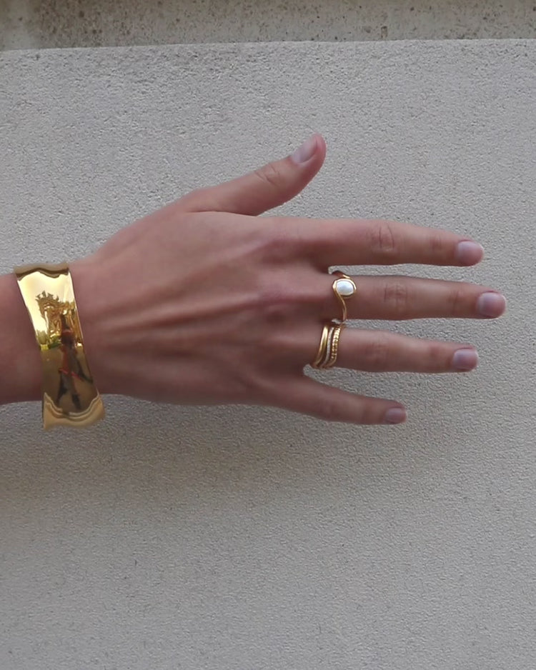 'Flo' Pavé Stacker Ring - Lines & Current