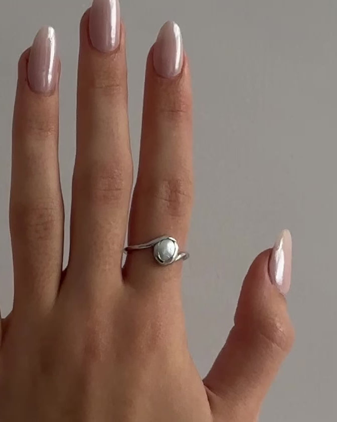 'Ellie' Pearl Wave Ring