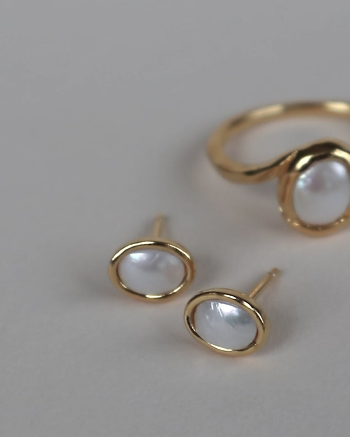 'Ellie' Pearl Wave Ring