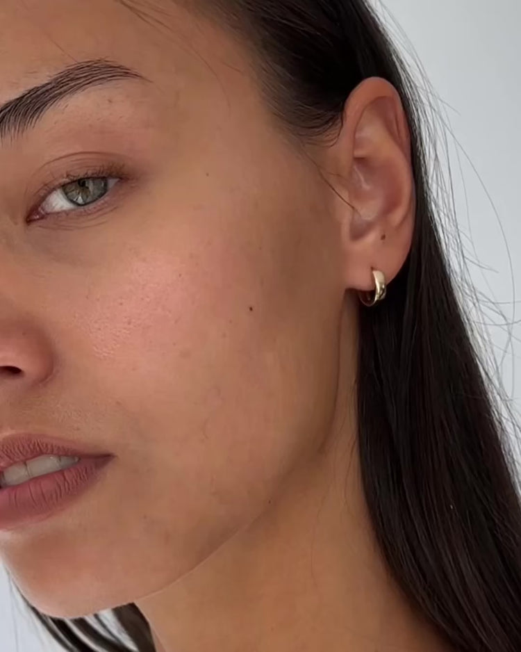 'Finch' 9k Huggie Hoop Earrings - Lines & Current