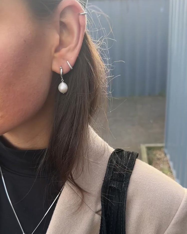 'Eloise' Pearl Huggie Earrings