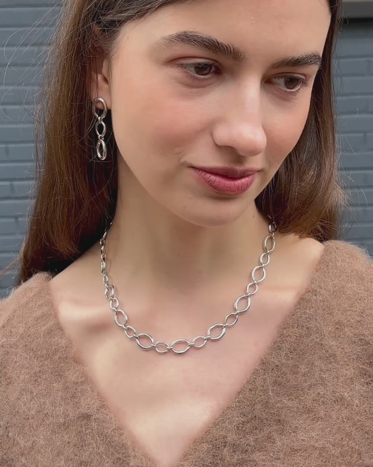 'Oslo' Oval Link Necklace - LINES AND CURRENT