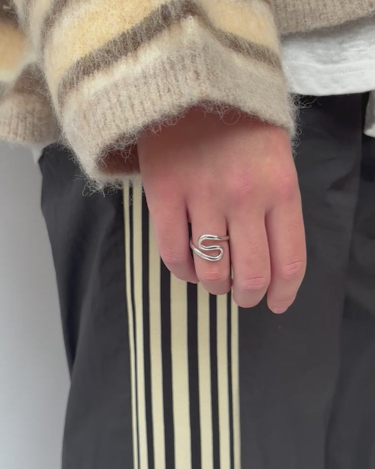 'Banks' Swirl Ring - LINES AND CURRENT