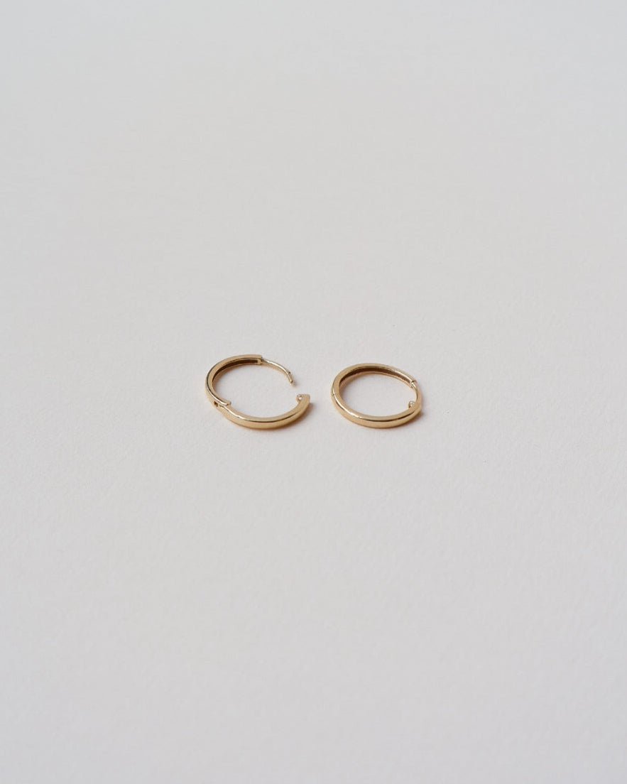 &#39;Sawyer&#39; Slim 9k Hoop Earrings - Lines &amp; Current
