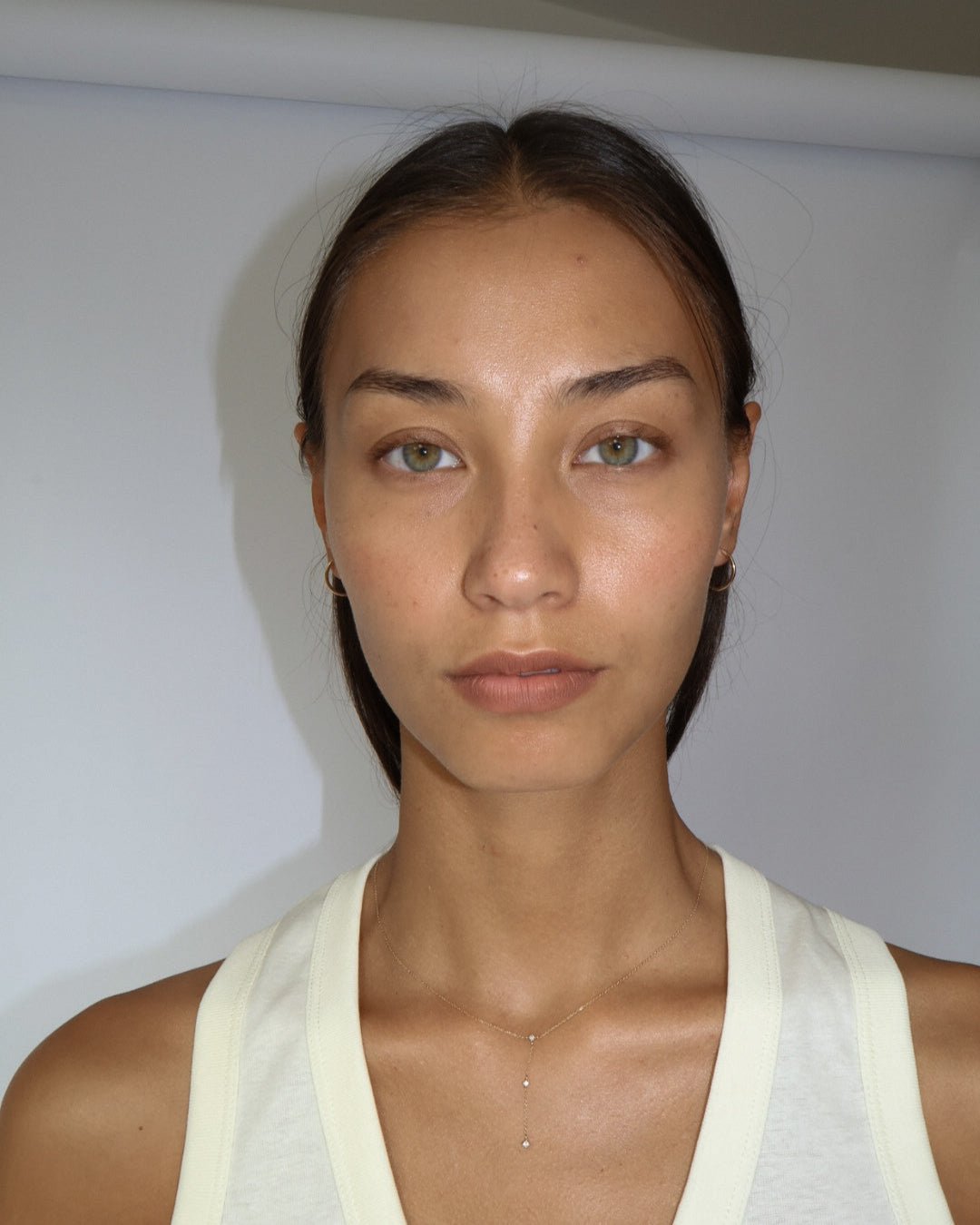 &#39;Sawyer&#39; Slim 9k Hoop Earrings - Lines &amp; Current