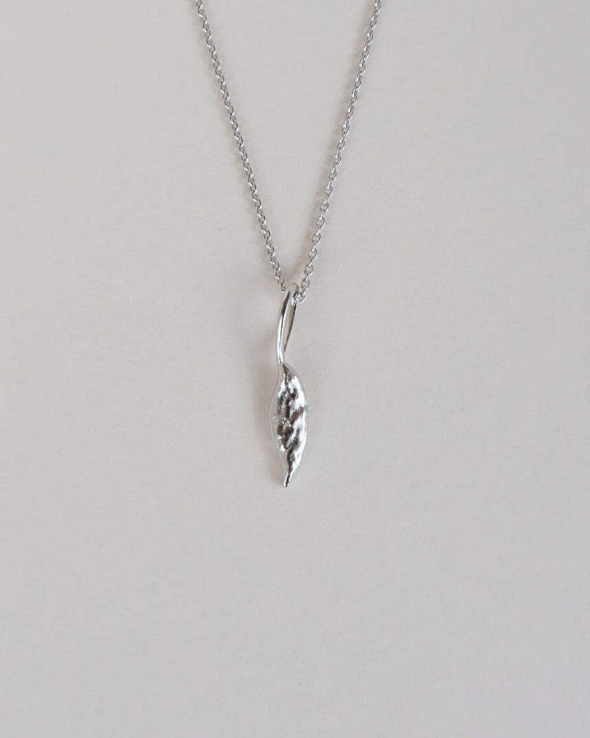 'Voyage' Feather Necklace - LINES AND CURRENT