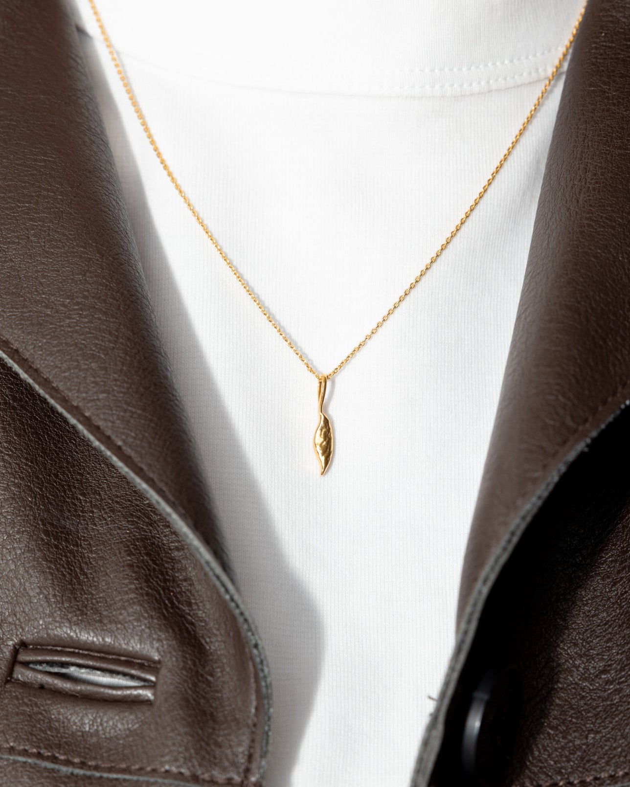 'Voyage' Feather Necklace - LINES AND CURRENT