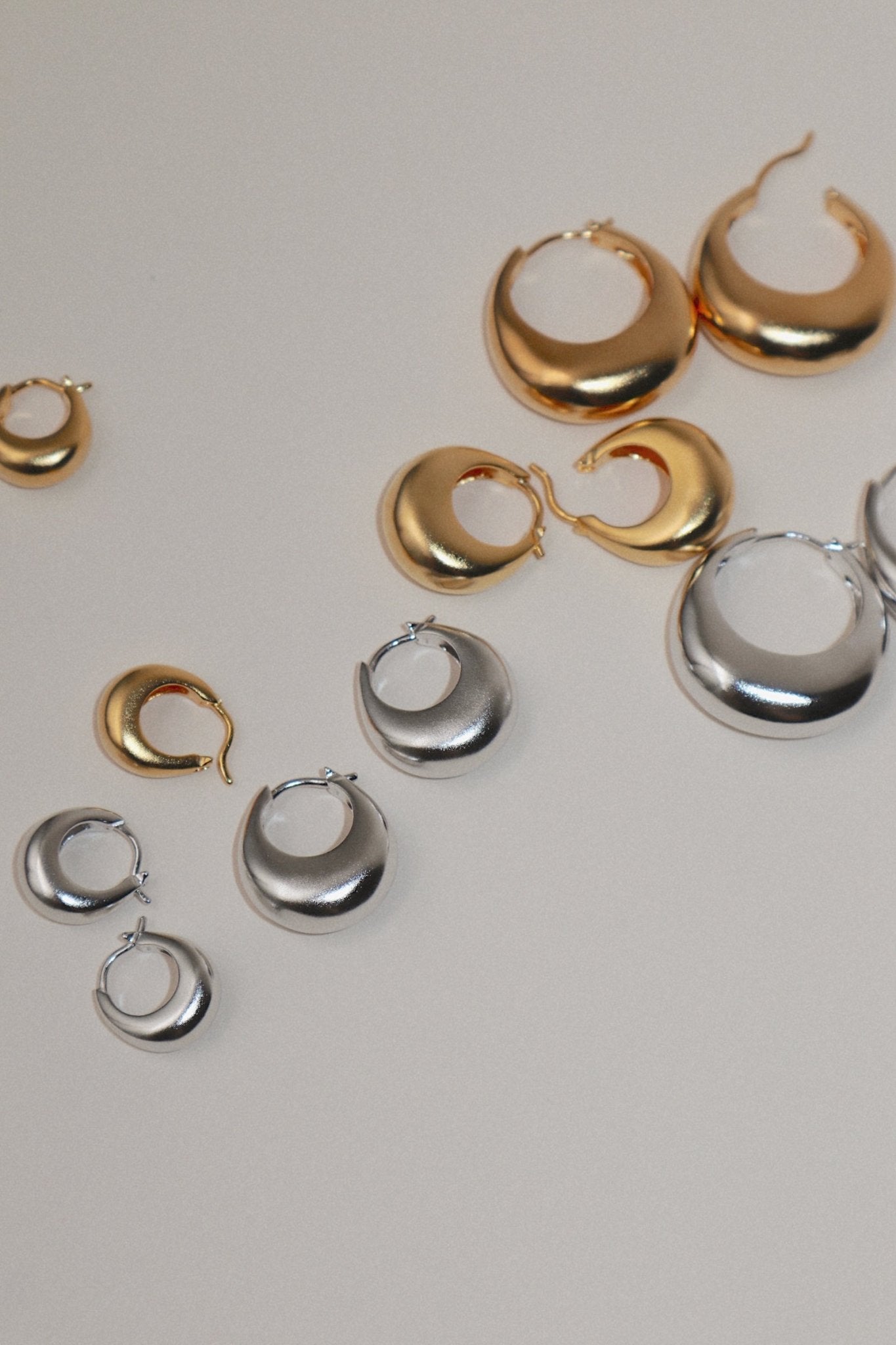 XL &#39;Emerging&#39; Dome Hoops - Lines &amp; Current