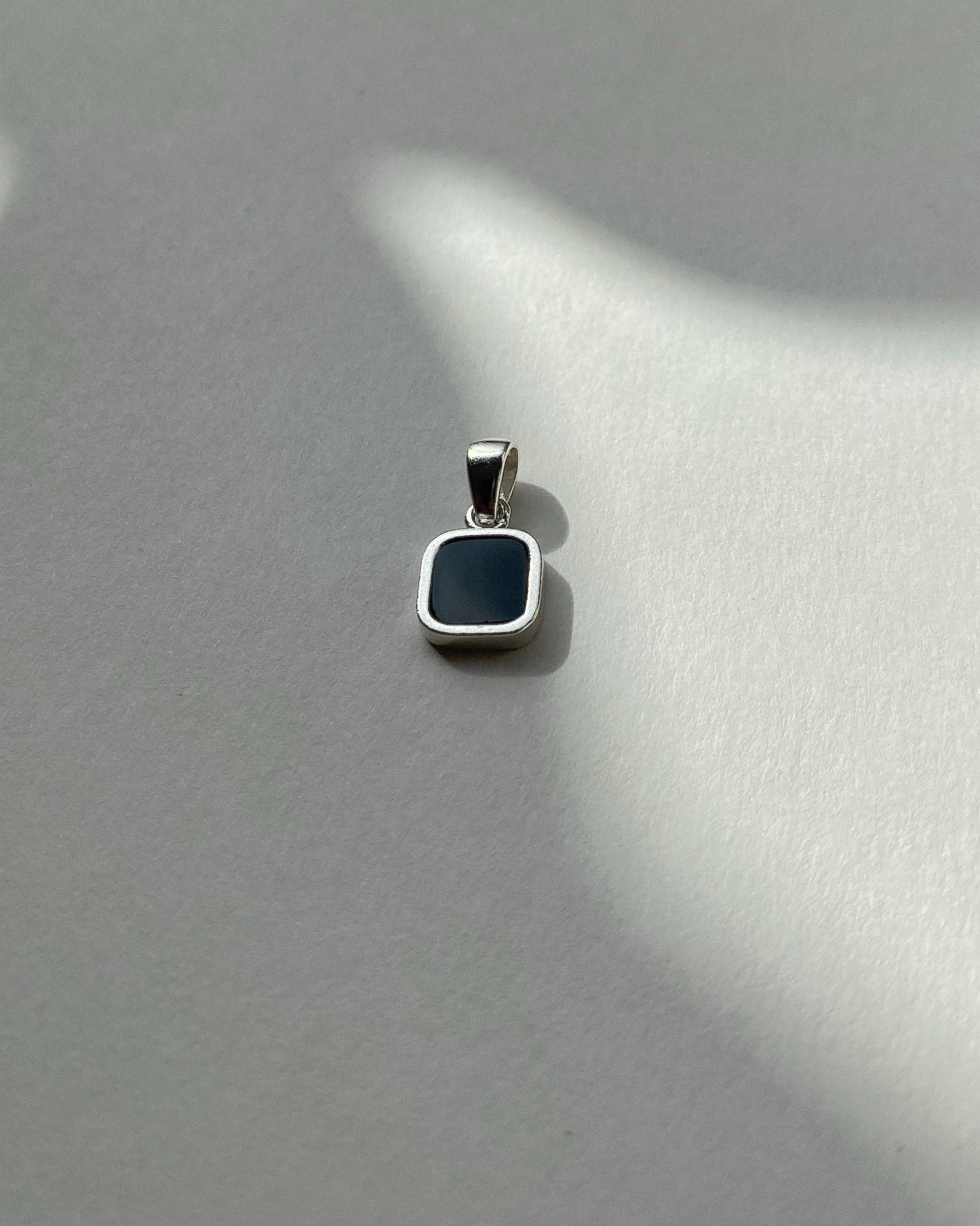 Marlowe Agate Pendant