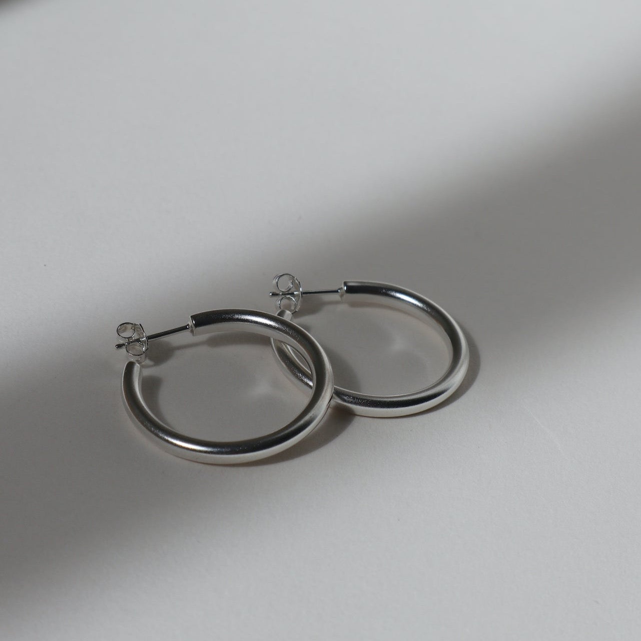 &#39;Paula&#39; Pipe Hoop Earrings