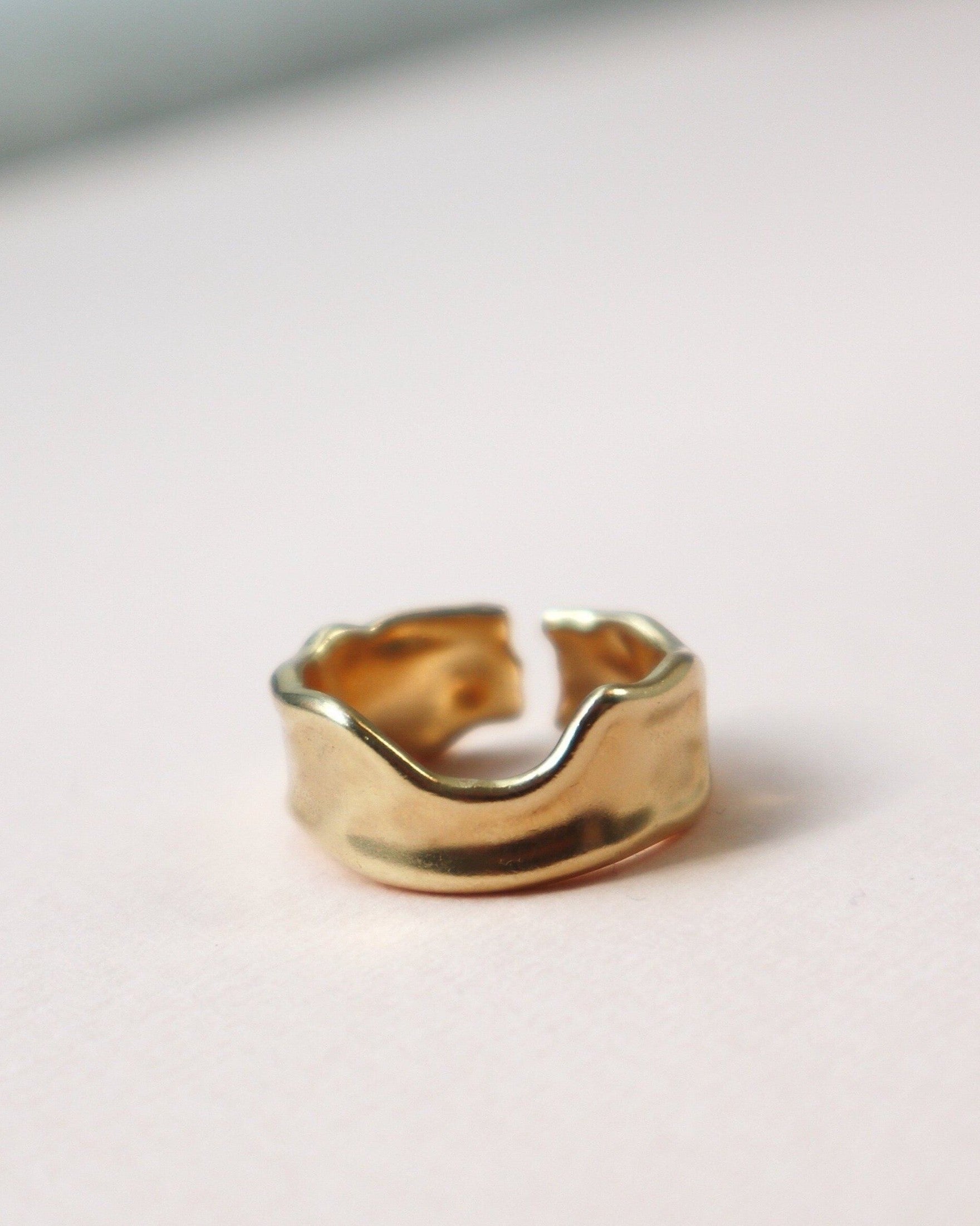 'Della' Drip Ring – Lines & Current